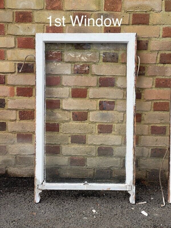 Job Lot Of Reclaimed Old Wooden Panel Sash Windows Cylinder Wavy Glass X 10