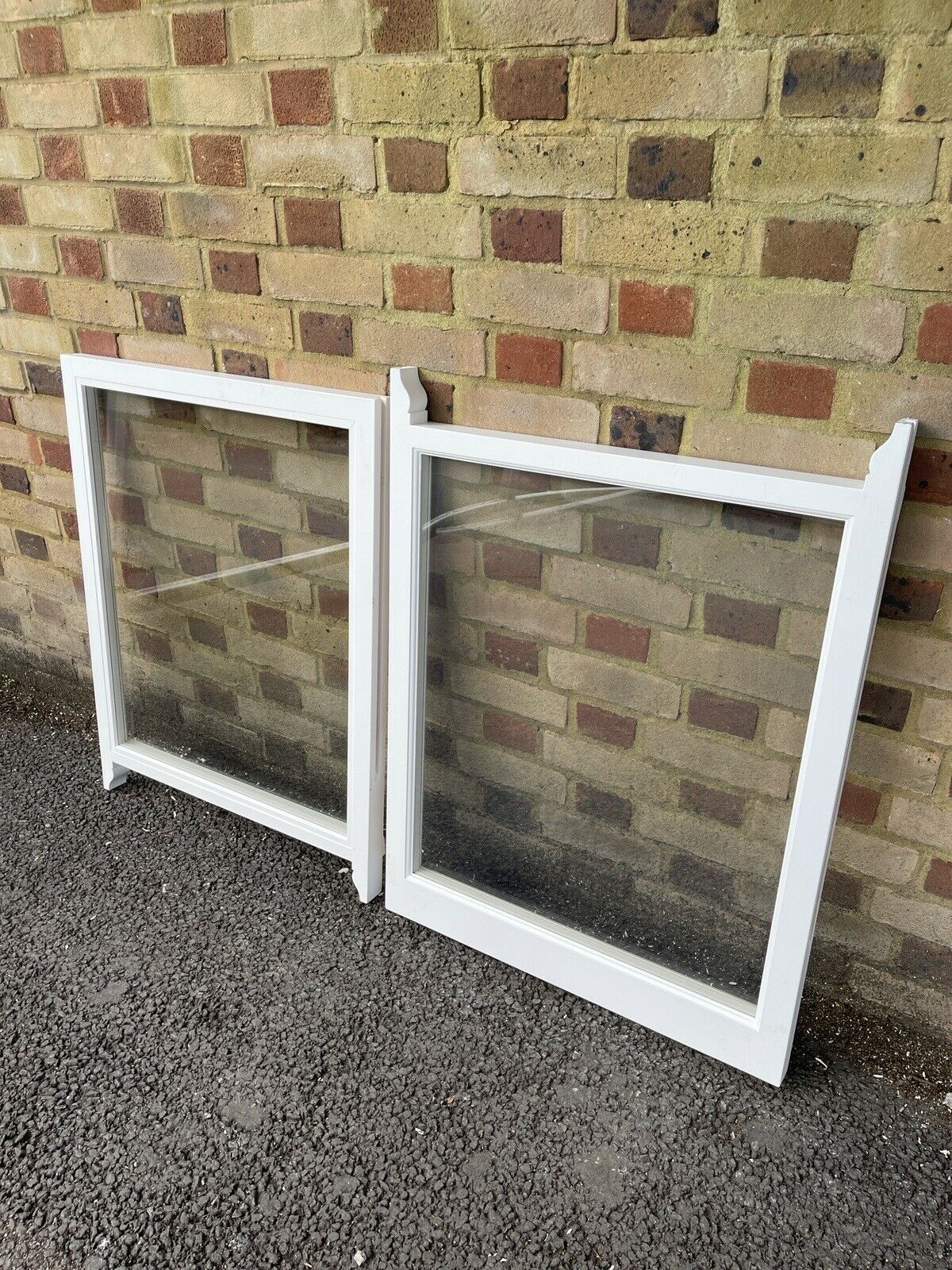 Modern Double Glazed Matching Wooden Sash Windows Top and Bottom