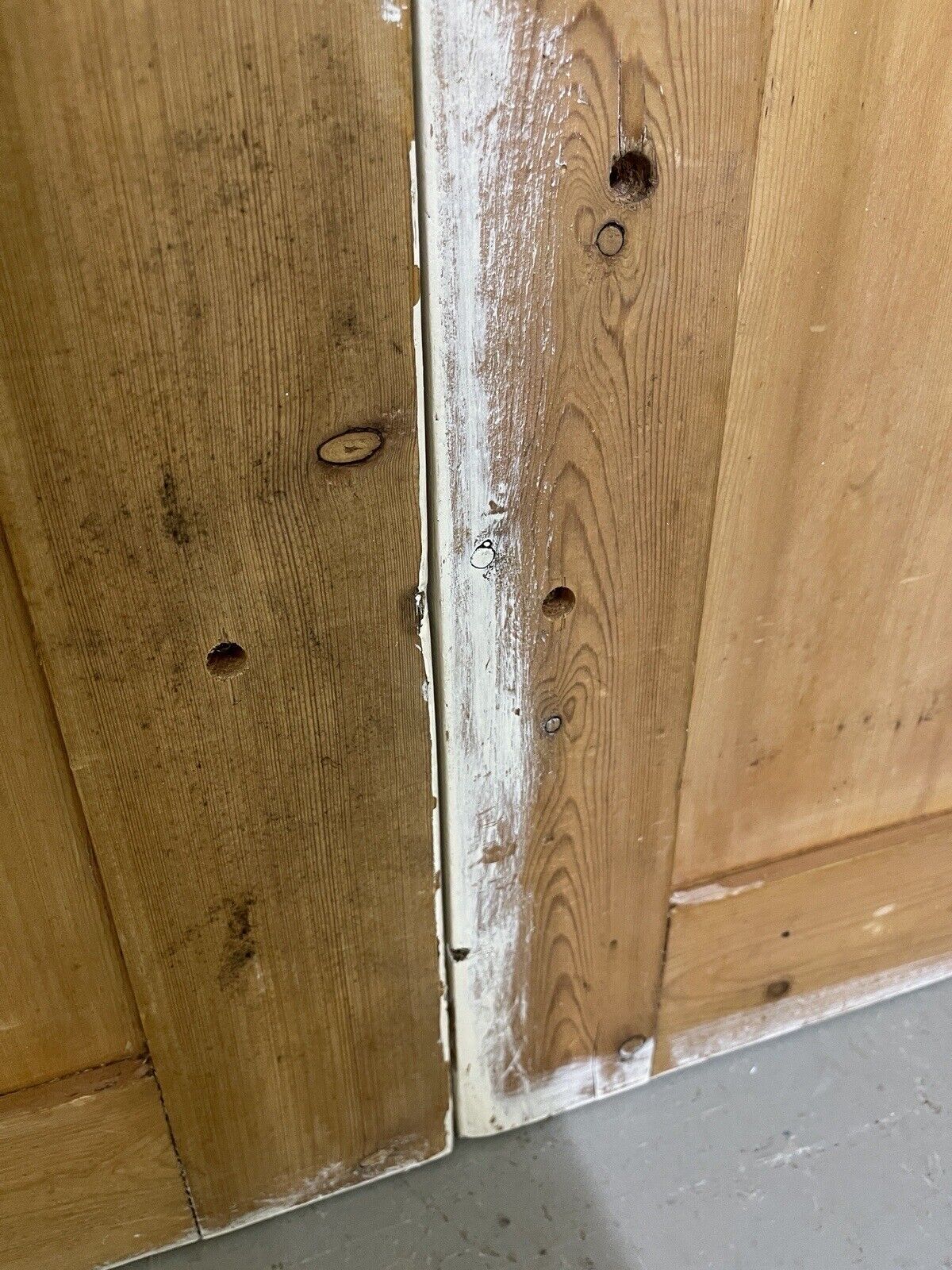 Reclaimed Pine Victorian Alcove Cupboard Doors Inter-locking 1020 x 660mm
