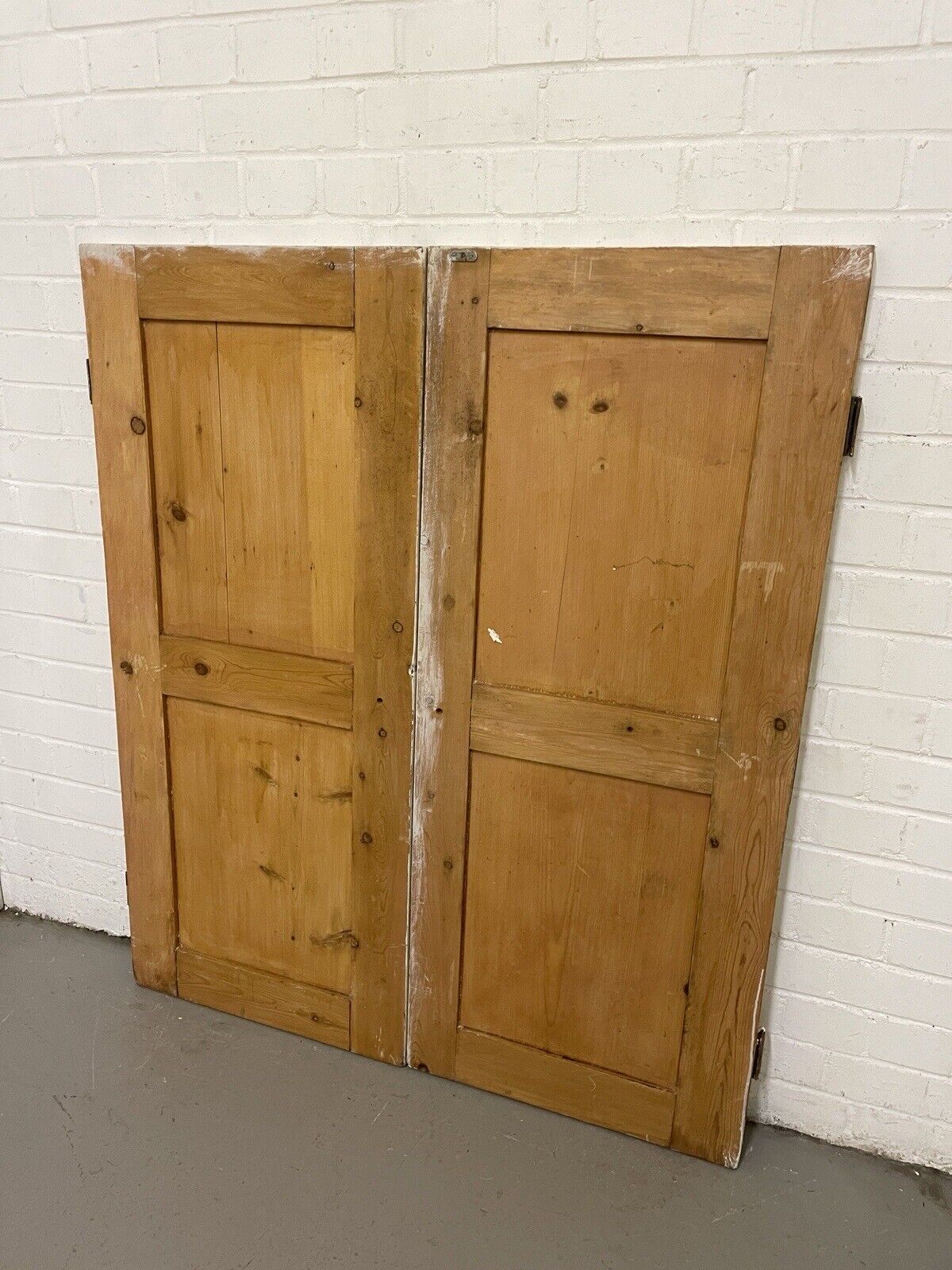 Reclaimed Pine Victorian Alcove Cupboard Doors Inter-locking 1020 x 1195mm