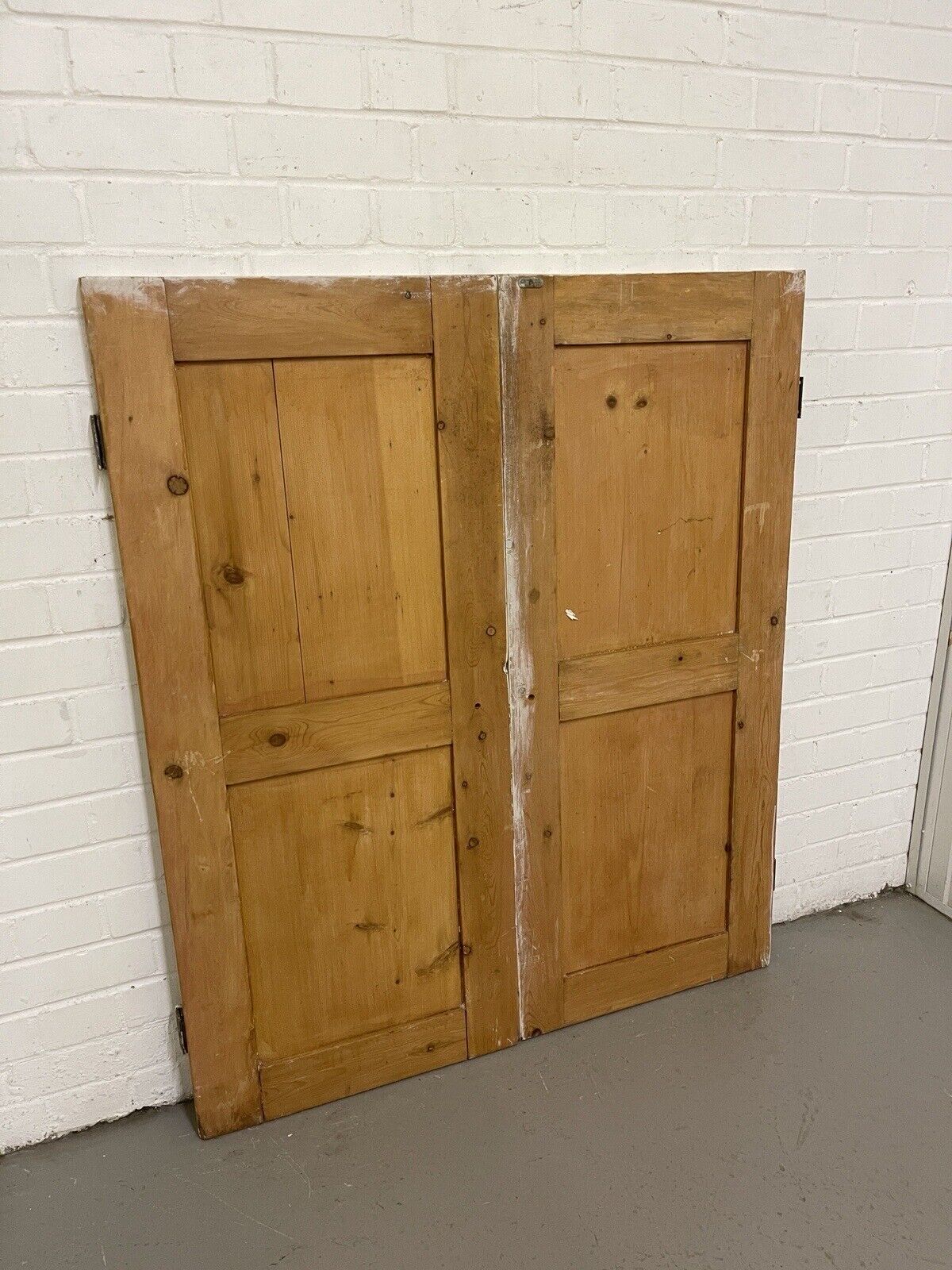 Reclaimed Pine Victorian Alcove Cupboard Doors Inter-locking 1020 x 1195mm