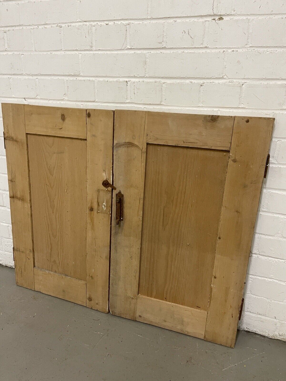 Reclaimed Pine Victorian Alcove Cupboard Doors Inter-locking 915 x 760mm