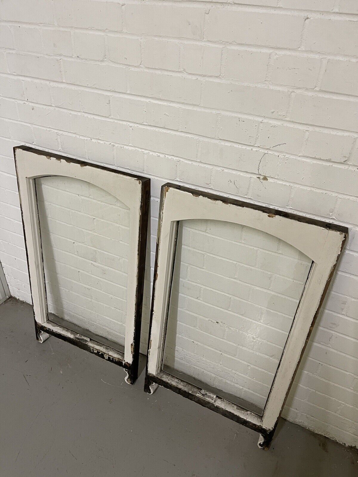 Pair Of Reclaimed Edwardian Arch Panel Wooden Sash Windows 535 x 930 535 x 930mm