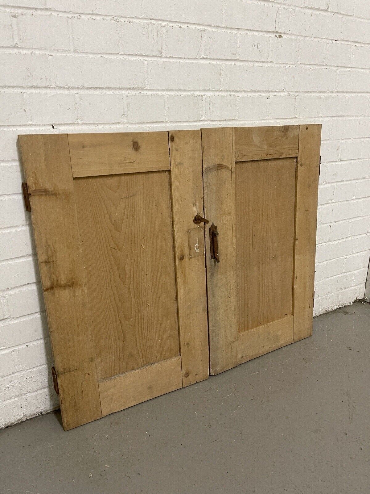 Reclaimed Pine Victorian Alcove Cupboard Doors Inter-locking 915 x 760mm